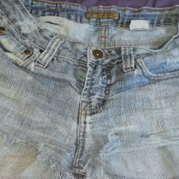 Vintage Distressed Cut Off Denim Shirts - Picture 2 of 3